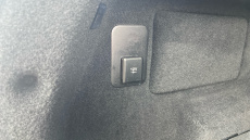Land Rover Range Rover Evoque 2.0 P200 SE 5dr Auto Petrol Hatchback